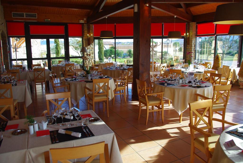 Logis Hotel Restaurant Le Mas De Mon Pere Saint-Jean-le-Centenier Zewnętrze zdjęcie